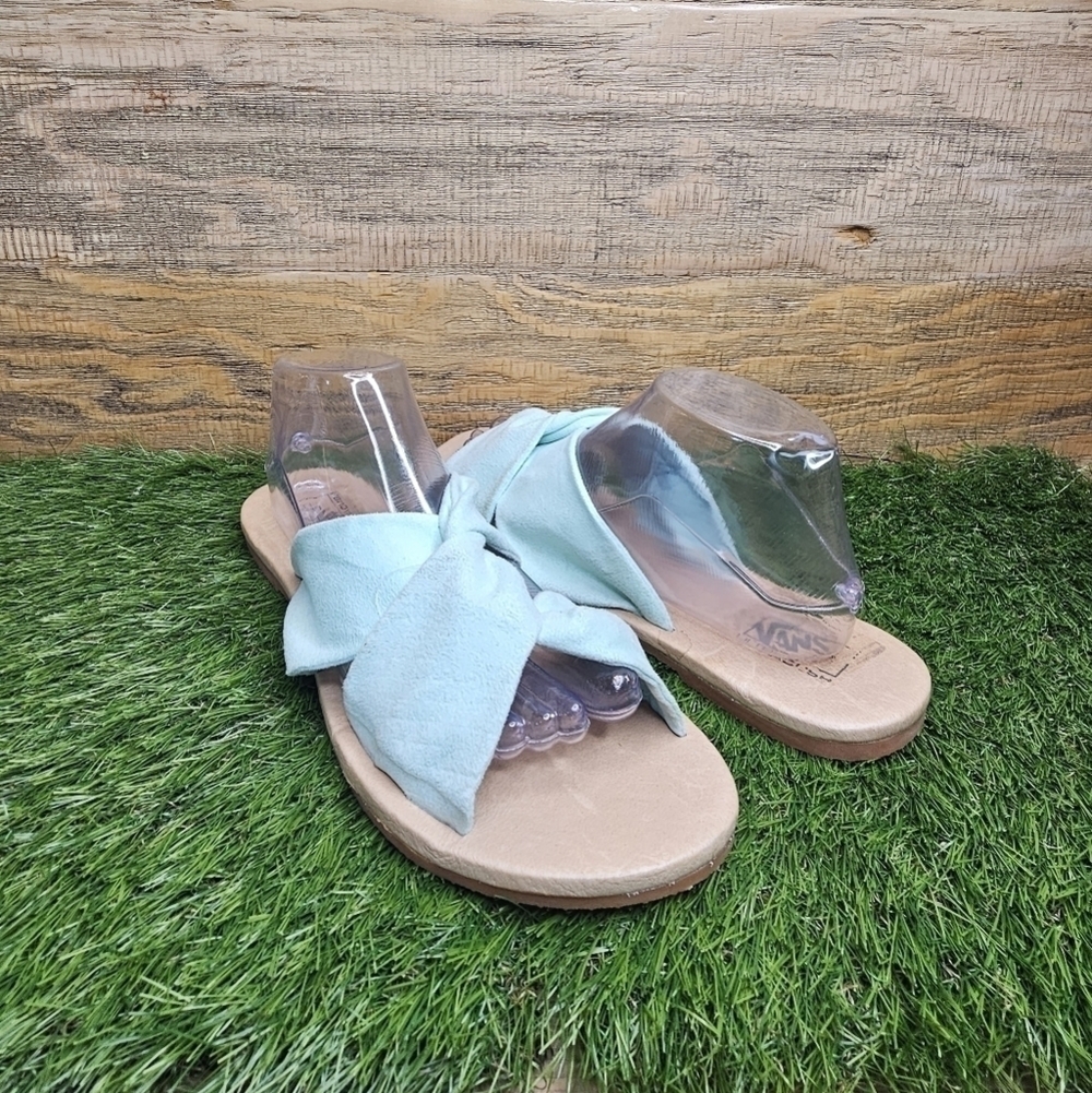 New Vans Ayla Slide Green Slip On Slides Flats NWT - image 1